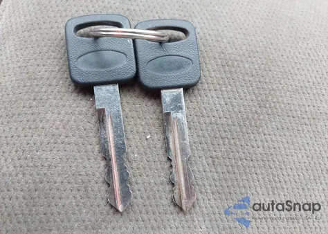 2004 Ford F-250 Lariat/Xl/Xlt z USA, uszkodzony, nr VIN 1FTNW20P84EB09666